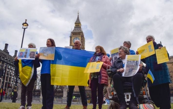 На жилье и поиск работы. Британия выделит 150 млн фунтов беженцам из Украины