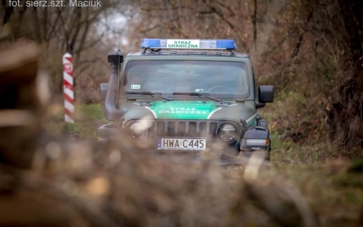 Польских пограничников впервые обстреляли со стороны Беларуси: что известно
