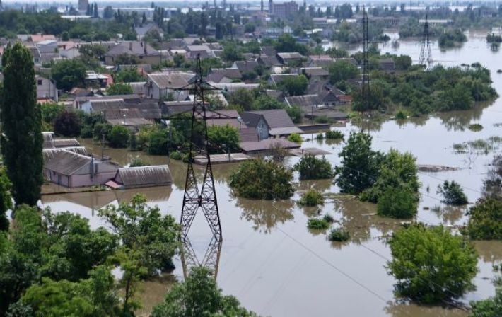 Россияне разграбляют затопленные населенные пункты Херсонской области, - Генштаб
