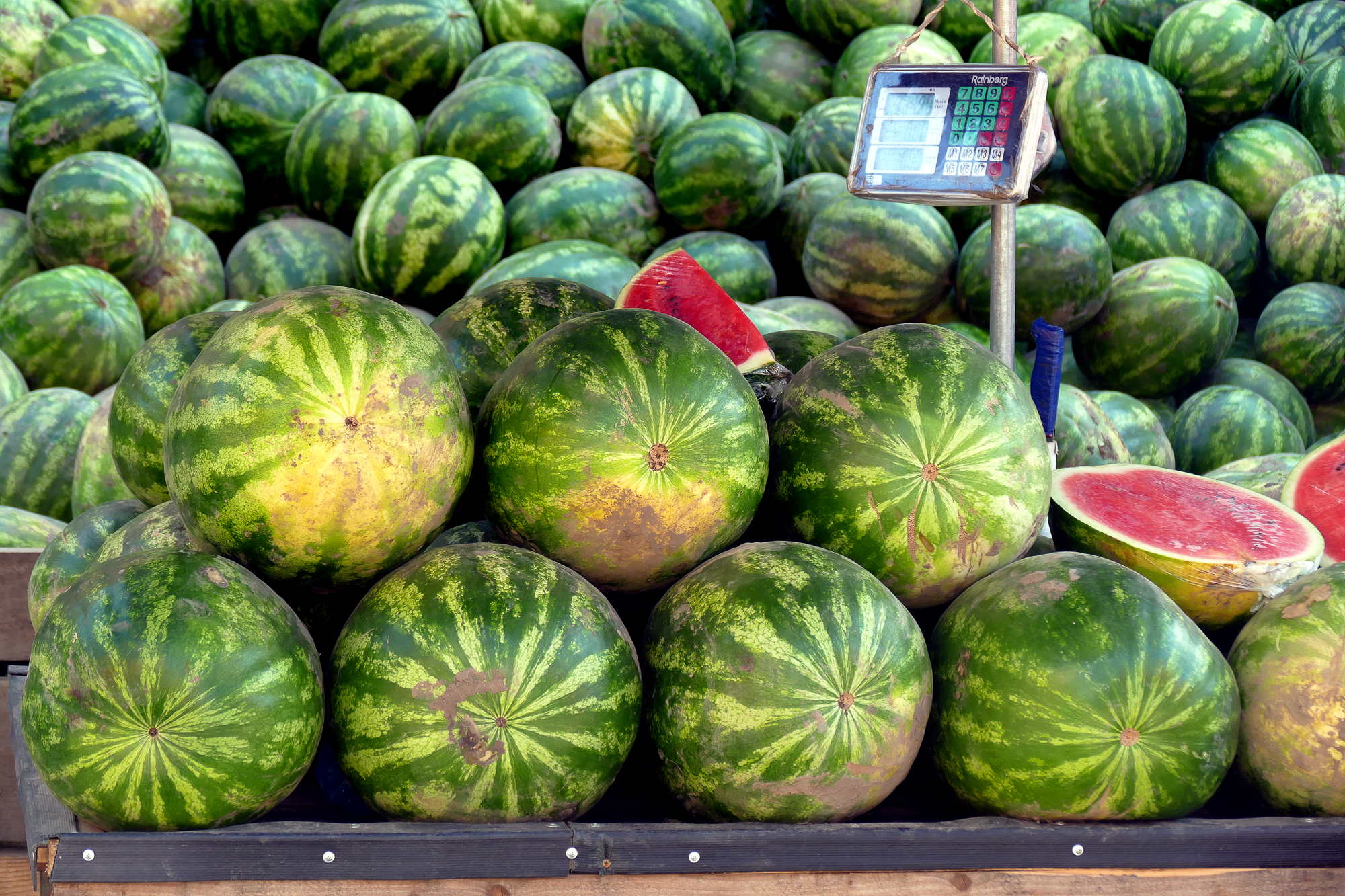 Чи дешевшатимуть овочі та фрукти? Прогноз експерта на осінь