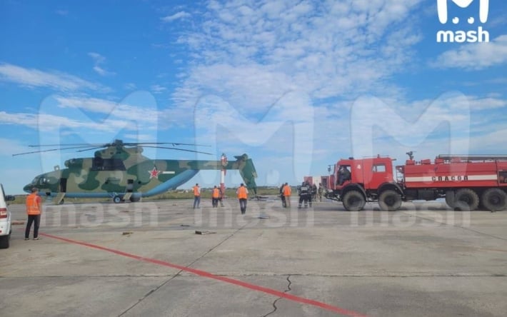 Крупнейший в мире вертолет ФСБ России врезался в осветительную мачту в Якутии: фото