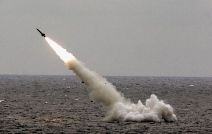 Россия второй раз за сутки изменила количество ракетоносителей в Черном море. Какой залп "Калибров"