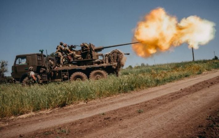 Сырский показал видео, как ВСУ уничтожают склад россиян вместе с живой силой