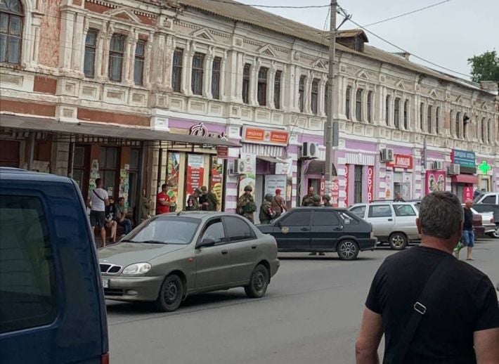 В Мелитополе у рашиста "упала планка": обещал пристрелить в городе каждого "бендеровца"