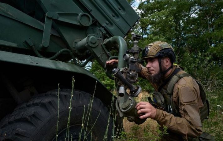 В ВСУ показали видео поражения склада ракетного вооружения оккупантов в Луганской области