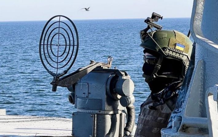 Украина из-за угроз РФ топить корабли пообещала ответить тем же