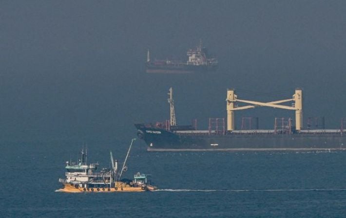 Из порта Одессы вышло последнее судно в преддверии окончания "зернового соглашения", - Reuters