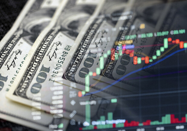 Курс валют в Україні 14 серпня 2023 року: скільки коштує долар і євро 