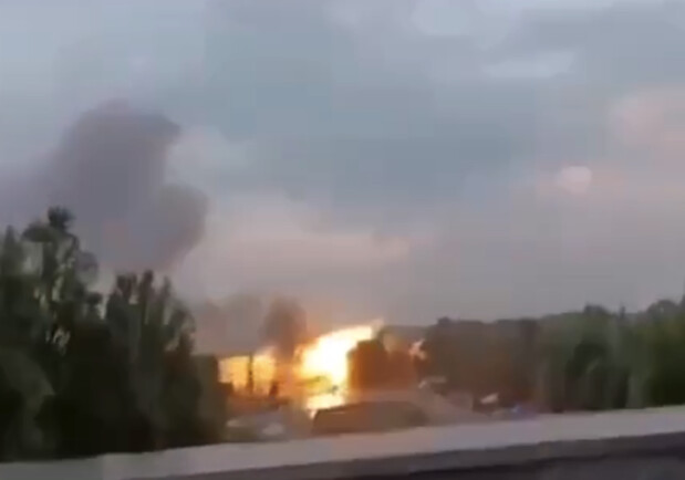 Очевидці зняли страшне відео моменту попадання другої ракети по готелю Reikartz - фото із соцмереж