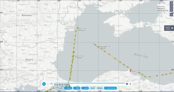  Україна, і перетнув Чорне море прямим курсом", – пише оглядач.