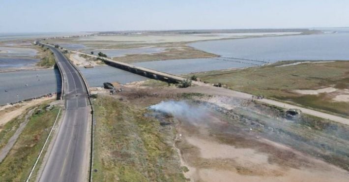 Удары по мостам в Крыму и Геническе имеют важное значение для освобождения Мелитополя - эксперты