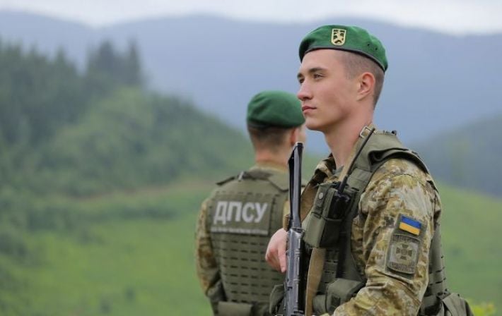 Устроили "Голливуд": на границе произошла погоня со стрельбой за уклонистами