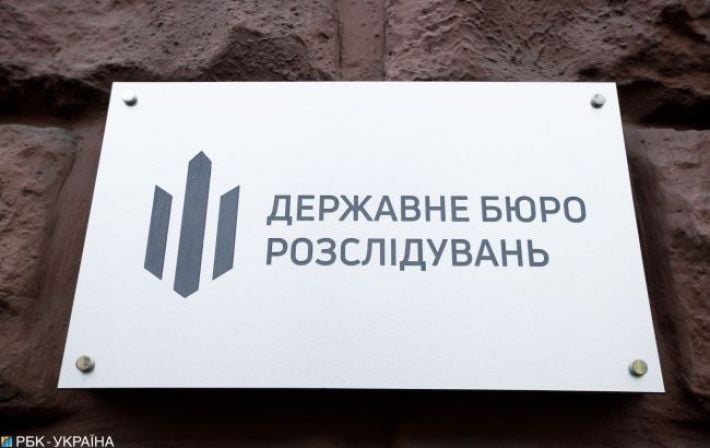 Военком на Закарпатье получил подозрение. Он заставлял солдат строить ему дом