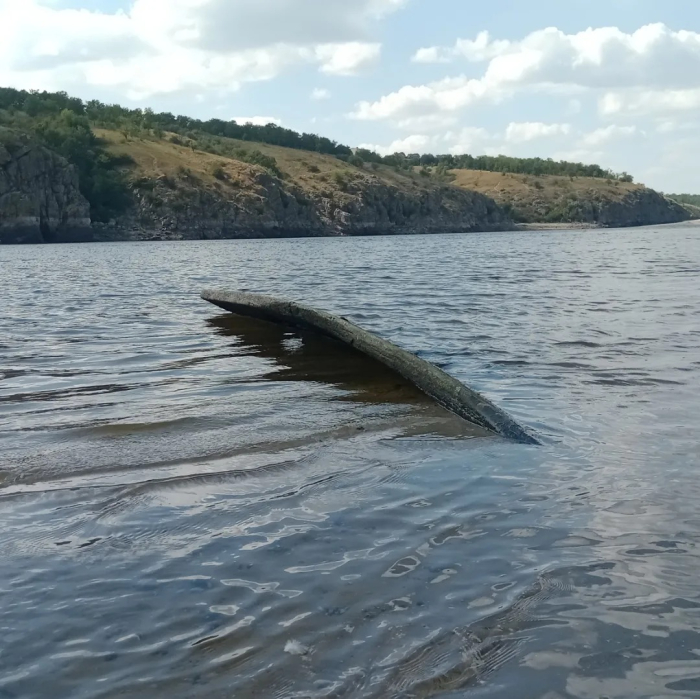 Житель Запоріжжя знайшов на Хортиці фрагмент судна, якому 300 років.