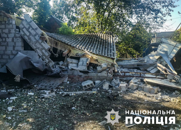 Поліція показала наслідки обстрілів у Запорізькій області за добу -