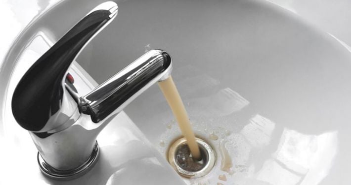 Отрава из-под крана. Во что оккупанты превратили водопроводную воду в Бердянске (фото)