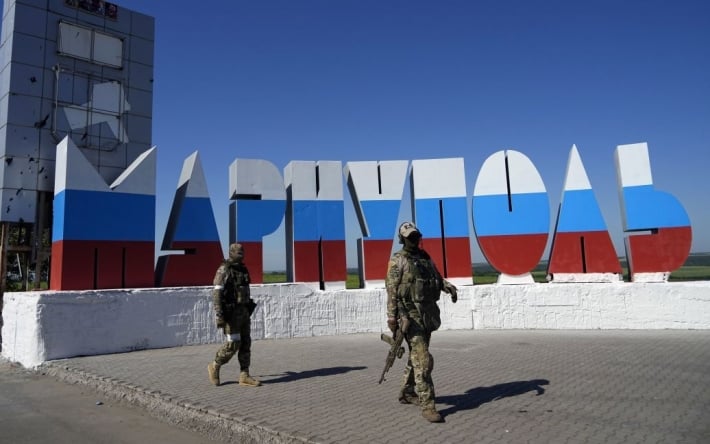 Россияне в захваченном Мариуполе придумали странный способ отмывания денег