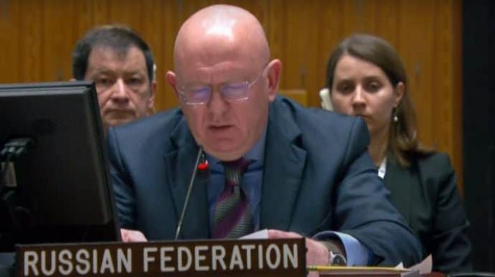 Цинизму нет предела: Небензя в ООН заявил, что ракетным ударом по селу Гроза Россия убила "множество украинских неонацистов". Видео