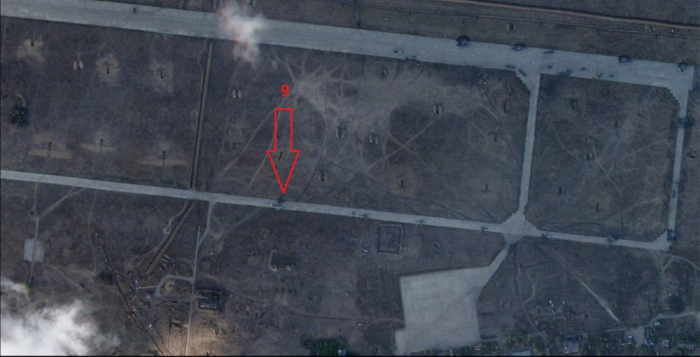 На супутникових знімках видно, скільки гелікоптерів постраждало від удару по Бердянську -