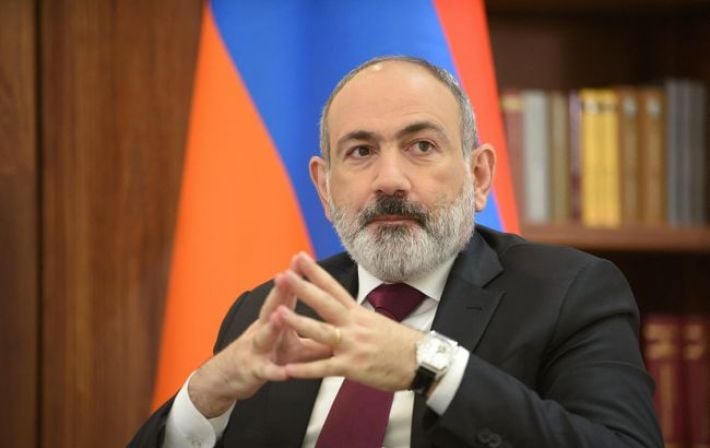 Пашинян заявил, что готов подписать мирный договор с Азербайджаном до конца года