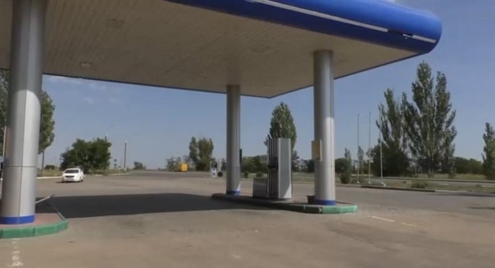 Рашисты снова обманули: мелитопольцы не увидели обещанного снижения цен на топливо