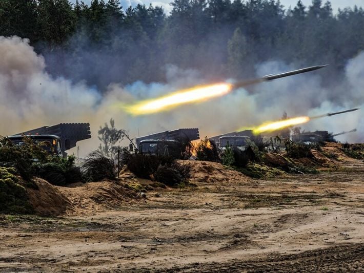 Село в Запорожском районе обстреляли кассетными боеприпасами, погиб человек