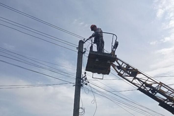 В Запорожской области непогода обесточила 27 тысяч потребителей