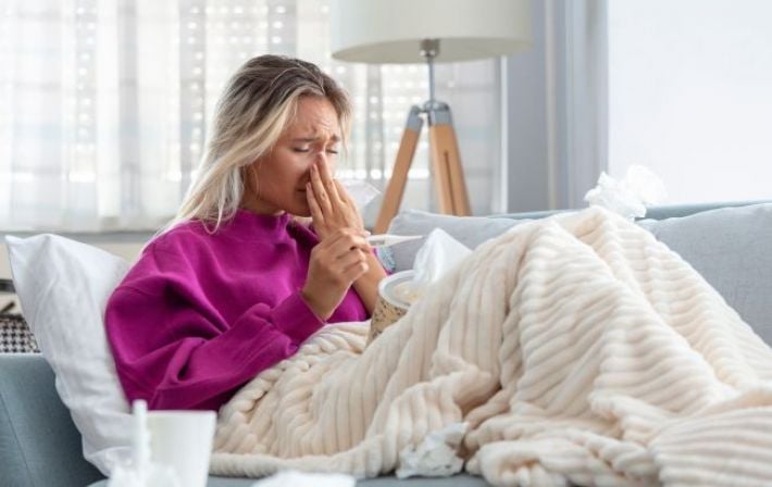 В Украину пришел новый штамм COVID-19: в каких он есть областях и какие у него симптомы