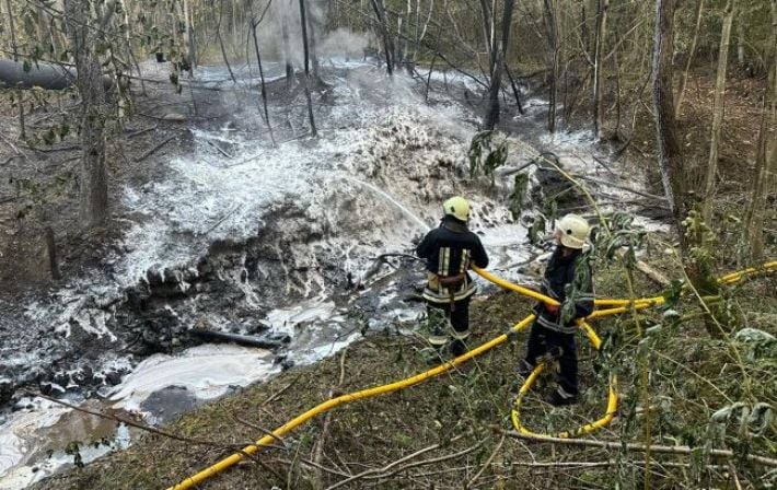 Взрыв на нефтепроводе под Ивано-Франковском: полиция открыла дело