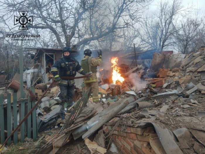 У Запоріжжі рятувальники ліквідували загоряння будівель внаслідок атаки Shahed.