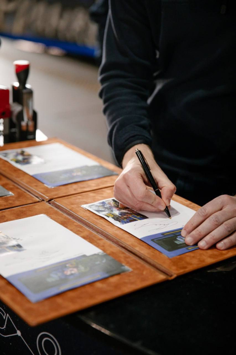 "Героїчні професії. Залізні люди": Укрпошта презентувала марки до Дня залізничника.