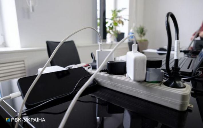 Интернет без света в течение 3 дней: украинские провайдеры переходят на новую технологию