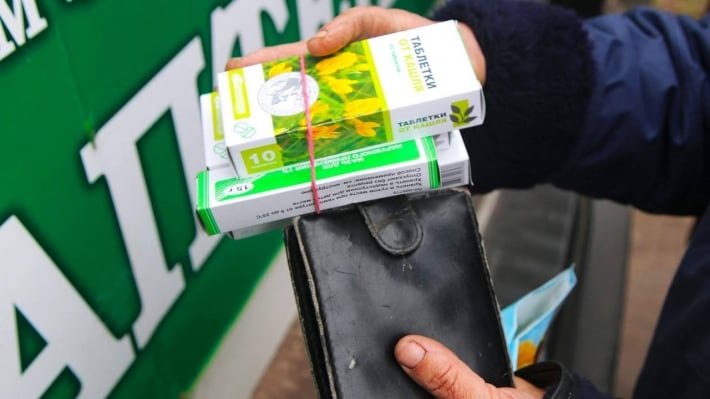 В Мелитопольском районе оккупационная власть «торгует» аптеками – перепало даже московским попам