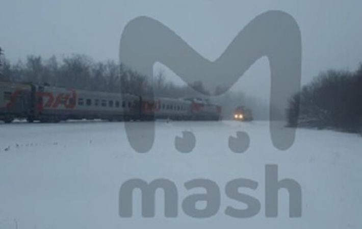 В РФ столкнулись поезда, пострадали 25 человек