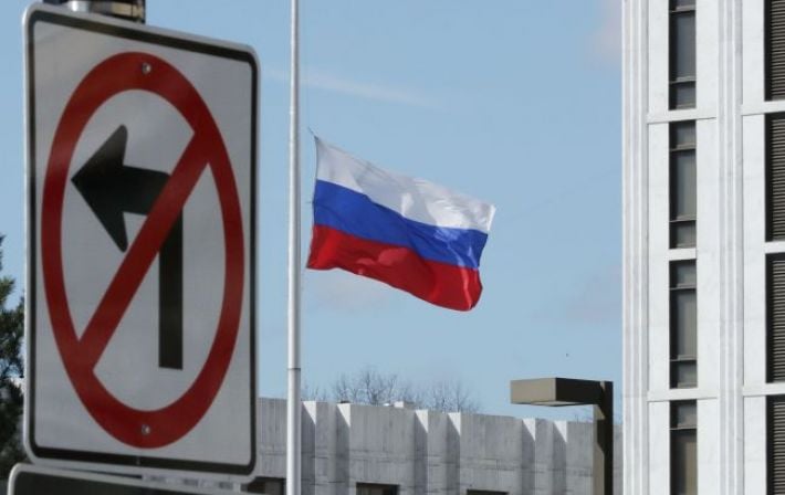 Станки, алмазы и не только. В СМИ узнали подробности 12-го пакета санкций против России