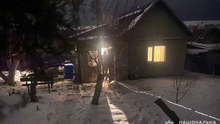 Численные переломы и ушибы: на Хмельнитчине мужчина металлическим прутом избил ребенка