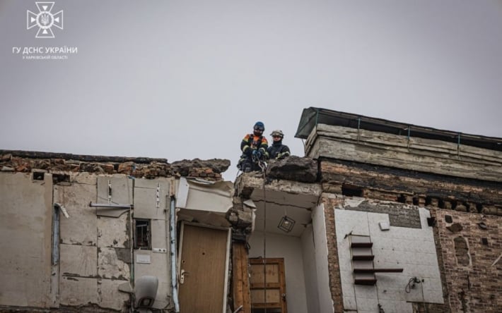 Ракетный удар по пятиэтажке в Харькове: поисковые работы завершились
