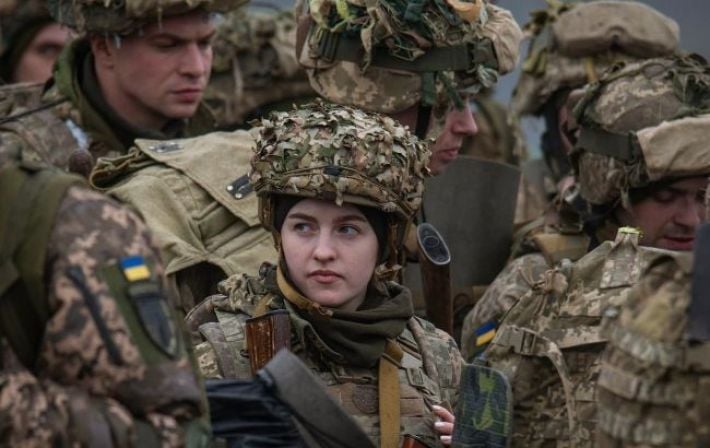 РФ разгоняет фейк о мобилизации женщин и подростков в Украине. В СНБО объяснили план Кремля