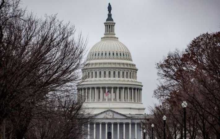 Сенат США продвинулся к одобрению временных расходов бюджета
