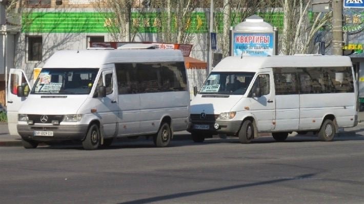 В Мелитополе маршрутчиков нелегально устраивать в новый автобусный парк по блату