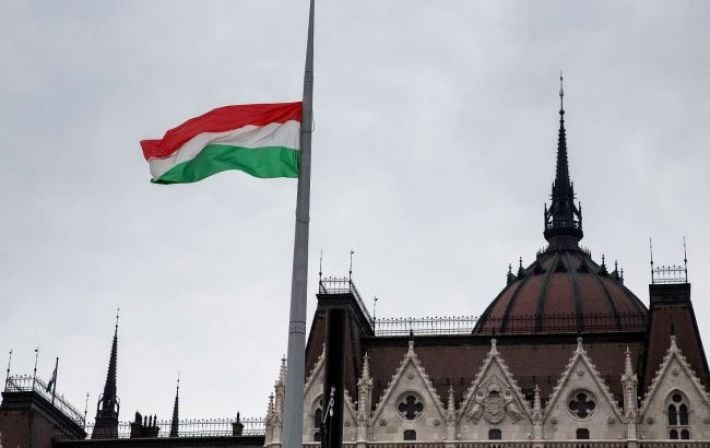 Китай предложил Венгрии "пакт о безопасности"