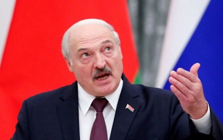 "Любовь" к иностранным брендам приведет к революции в Беларуси - Лукашенко