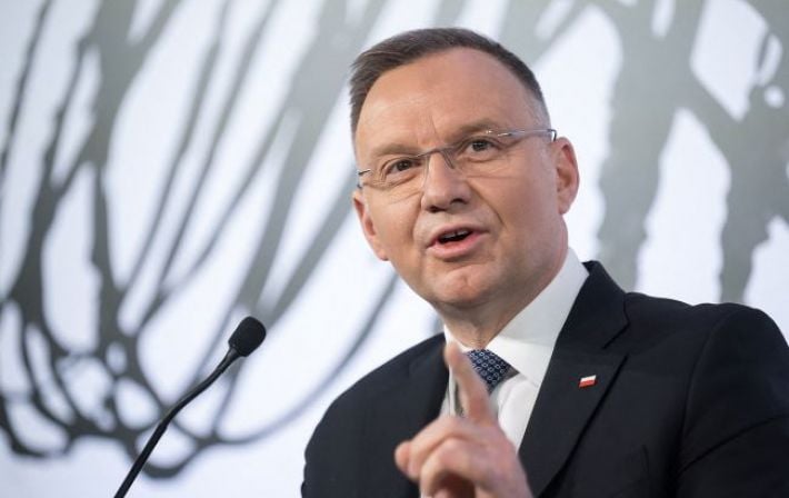 Трамп сможет быстро закончить войну в Украине в случае избрания президентом, - Дуда