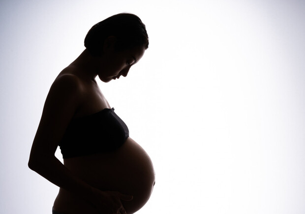 Мешканка Запоріжжя розповіла про пологи під час атаки ворожих дронів. 