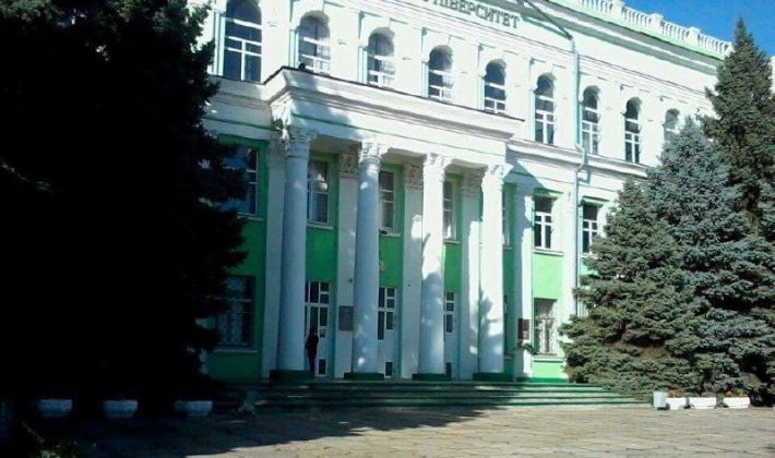 Чему их научат, репой слово "путин" выкладывать? Оккупанты в Мелитополе объявили странный набор студентов