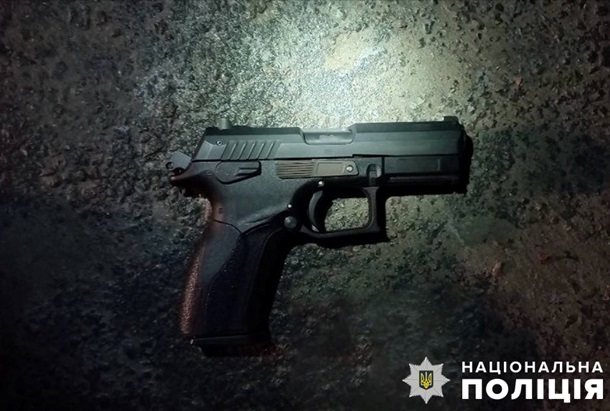 Затриманому оголошена підозра в хуліганстві. За скоєне йому загрожує від трьох до семи років ув’язнення.