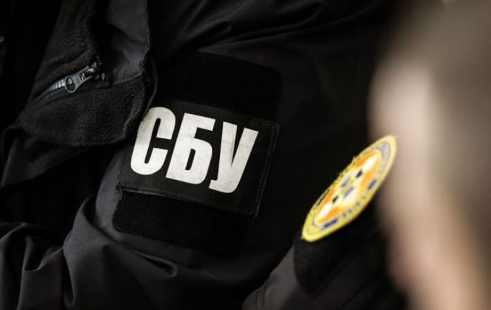 Вербовал детей в "Юнармию". Соратнику Аксенову сообщено о подозрении
