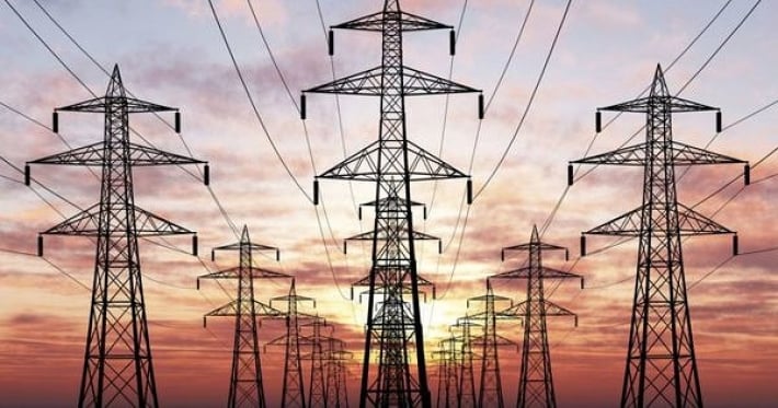 Запорожские энергетики восстановили электроснабжение для 6 тысяч семей