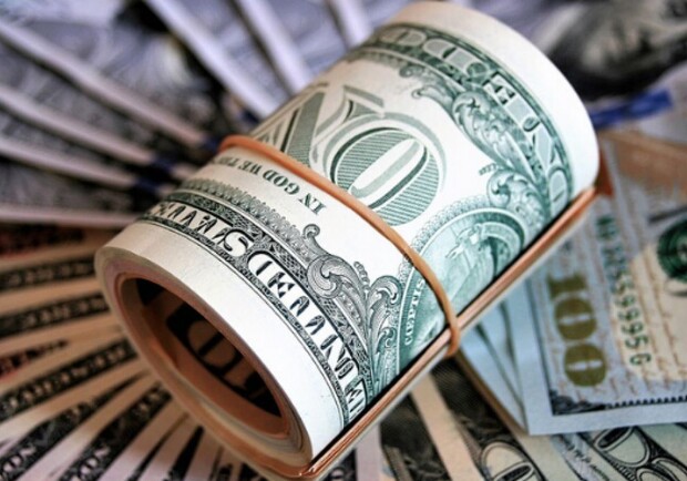 Курс валют в Україні 23 квітня 2024 року: скільки коштує долар і євро. 