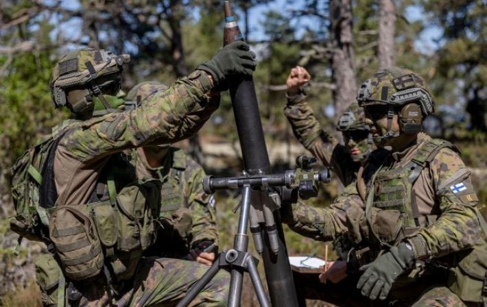 Финляндия повышает боеготовность из-за возможного вторжения РФ